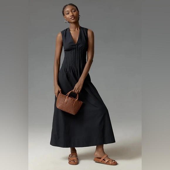 Anthropologie Dresses & Skirts - NWT! Anthropologie The Hailey Sleeveless V-Neck Pintuck Midi Dress by Maeve 1️⃣
